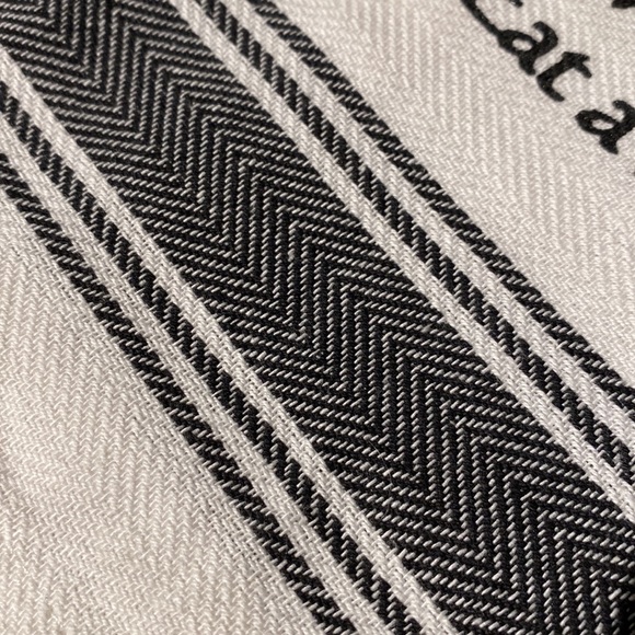 Clever Tea Towel - Picture 2 of 3